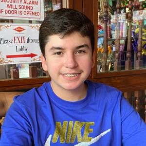 Meet your Posher, Lourdes